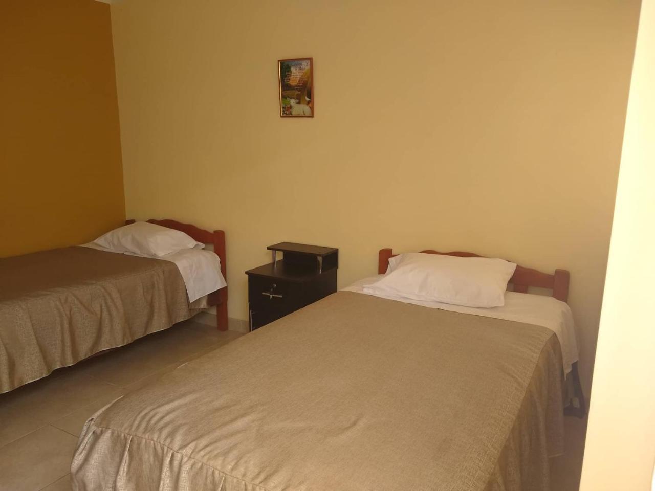 Hospedaje Golden Inn Camaná Exteriör bild