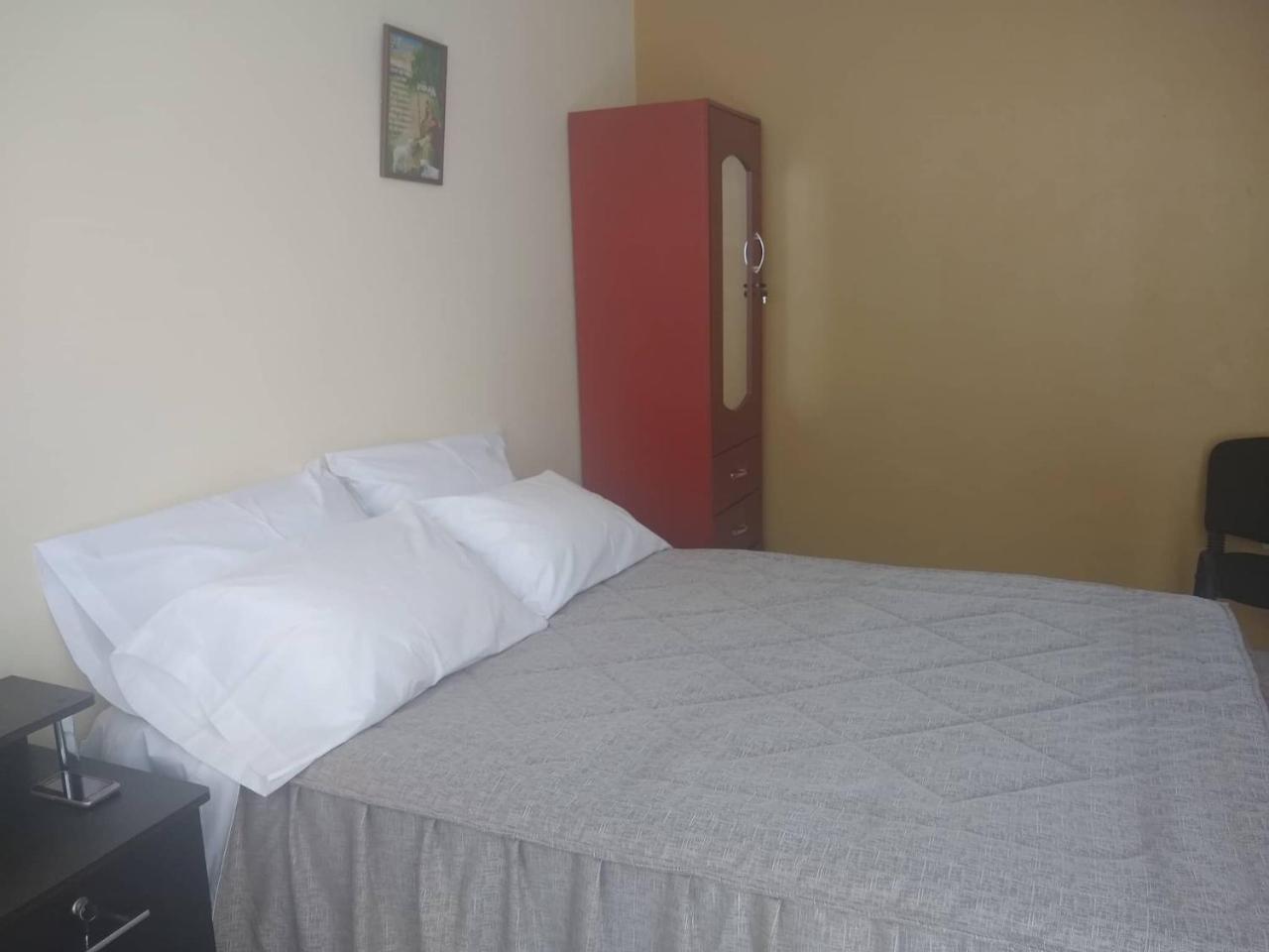 Hospedaje Golden Inn Camaná Exteriör bild